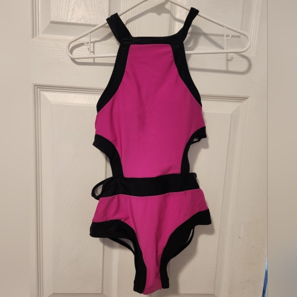 Pink And Black Size Small Cutout Swim 1 piece